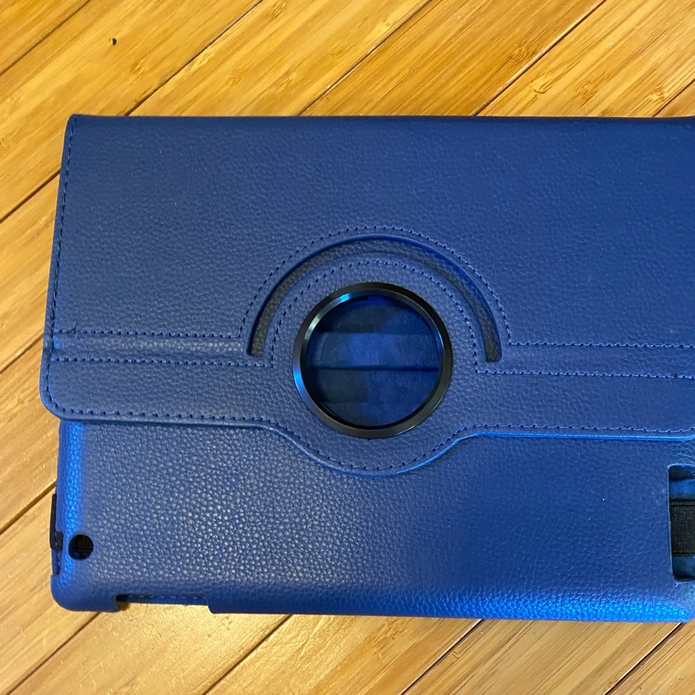IPAD cover in blue leather